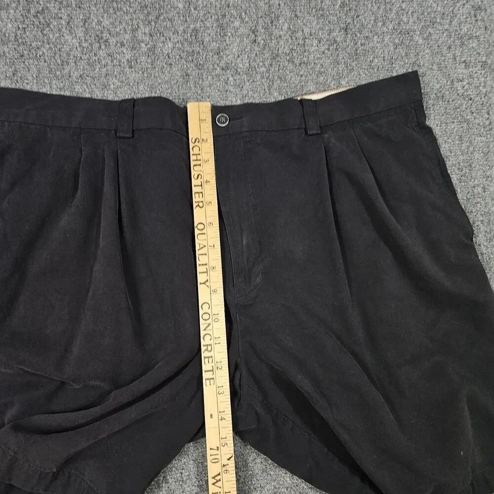 Tommy Bahama Shorts Size 42‎ Black Silk Vacation Resortwear Travel Island